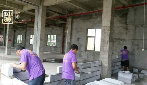 南寧辦公室裝修公司-施工現場 南寧辦公室裝修公司-施工現場