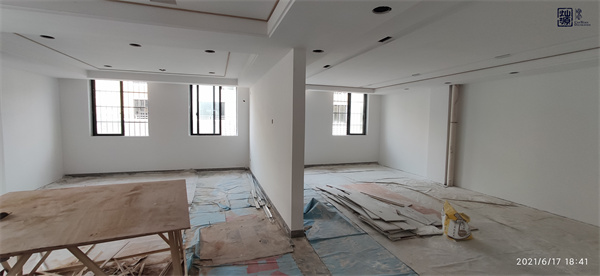 南寧辦公室裝修施工現場 南寧辦公室裝修施工現場